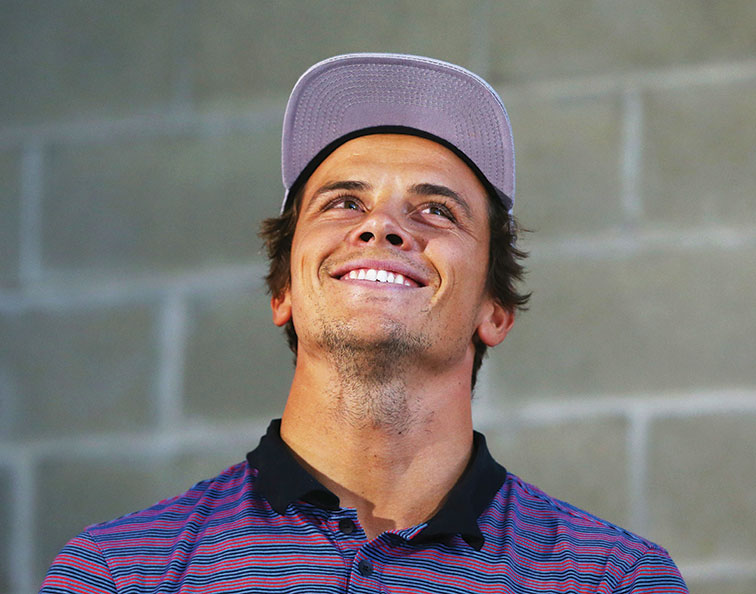 Julian Wilson is a professional surfer on the World Surf League tour and plays off a nine handicap in his spare time.