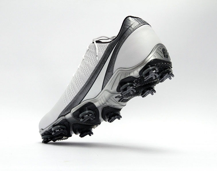 FootJoy shoes are available in full and half sizes, from size 7 to 13 in core styles for men and 5-10 for women. 