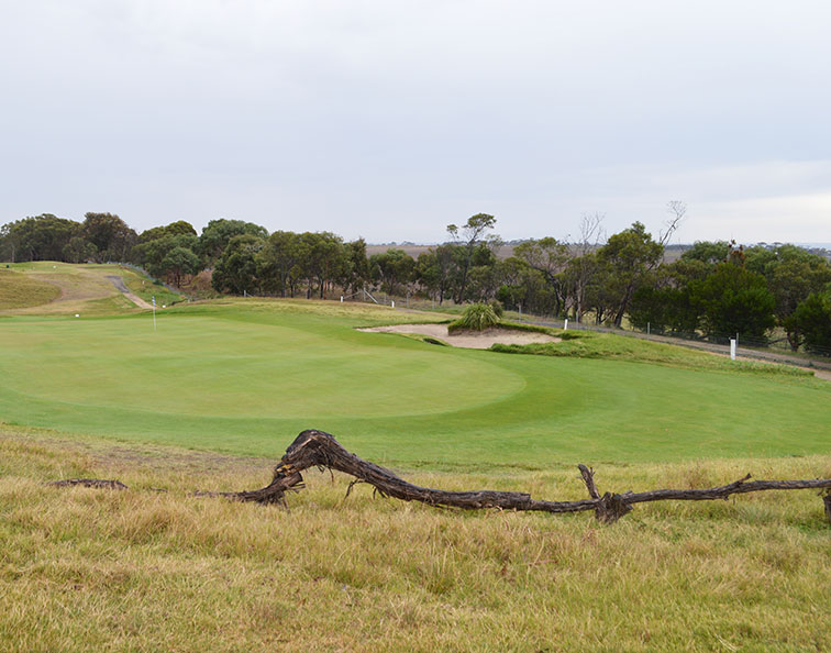 The short and mid-range par 3s at Curlewis are a highlight. Pictured is the delightful uphill 17th.