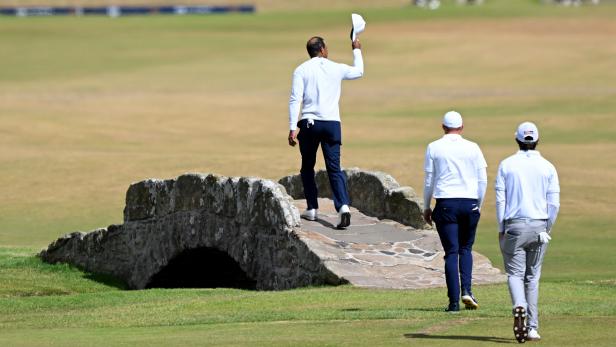 golf-twitter-is-rightfully-going-nuts-over-stone-‘patio’-installed-at-st.-andrews’-swilcan-bridge