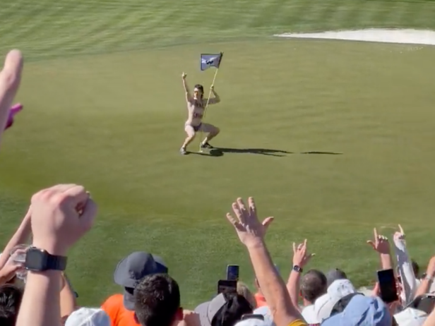 streaker-alert:-fan-runs-onto-16-green,-jukes-security-guard-into-another-dimension,-jumps-into-pond-on-17