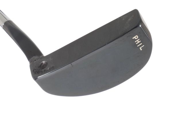 want-to-own-a-phil-mickelson-putter?-this-one-could-sell-at-a-‘discount’