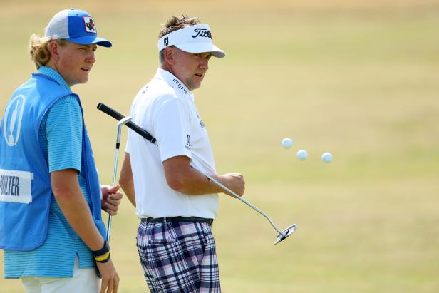 ian-poulter’s-son-luke-makes-asian-tour-cut,-is-only-2-behind-his-father-with-18-holes-remaining