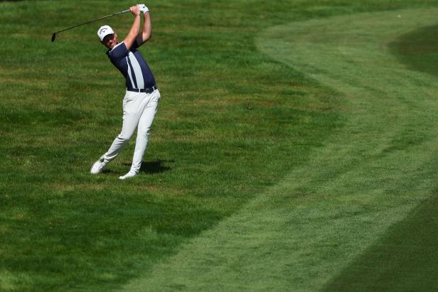 ‘when-it-goes,-it-goes’:-major-champ’s-shoulder-injury-leads-to-a-disastrous-final-four-holes-at-bmw-pga