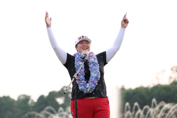 angel-yin-gets-her-‘finally’-win,-defeating-world-no.-1-lilia-vu-in-a-playoff-for-her-first-lpga-title