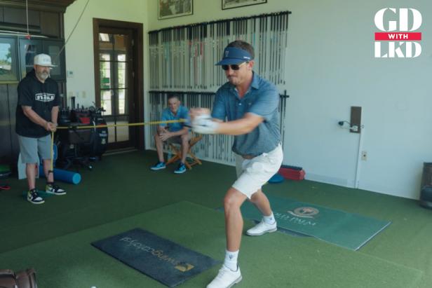 Tour coach explains one power-killing golf swing mistake—and 2 ways to fix it