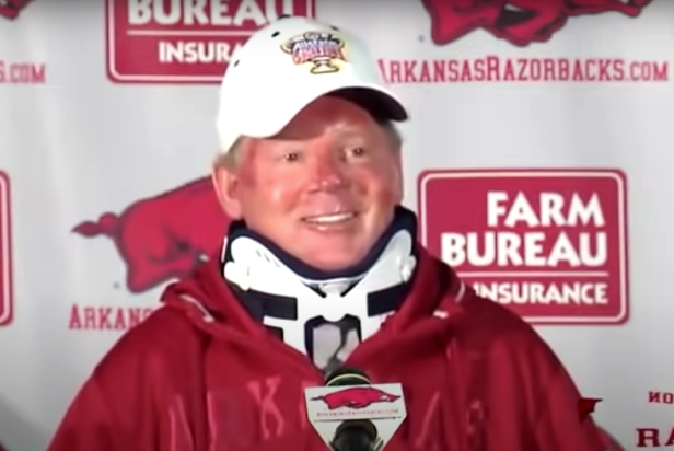 bobby-petrino’s-new-arkansas-contract-(yes-really)-includes-a-country-club-membership-(yes-really)