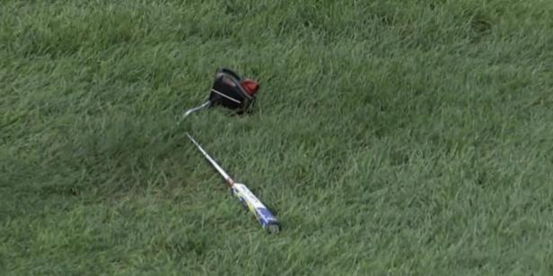 rules-of-golf-review:-i-got-upset,-bent-my-putter-and-it’s-actually-working-better-now.-can-i-still-use-it?