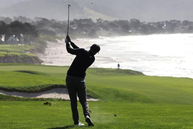 we-should-learn-how-to-pronounce-pebble-beach-co-leader-ludvig-aberg’s-name,-because-he’s-not-going-away