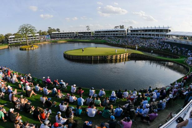 players-championship:-the-island-green-17th-at-tpc-sawgrass-is-everything-the-16th-at-phoenix-wishes-it-could-be