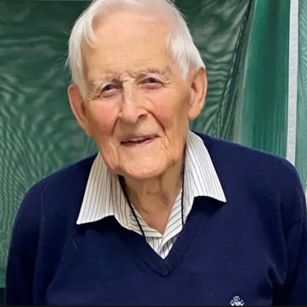 leading-golf-scientist-alastair-cochran,-co-author-of-search-for-the-perfect-swing,-dies-at-94