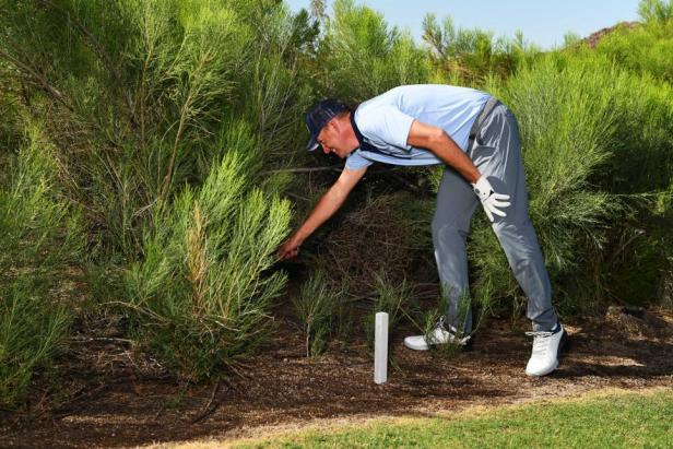Rules Review: How you can drop your ball in the fairway after hitting it OB (and it’s perfectly legal)