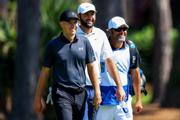 the-stark-contrast-of-scheffler-and-spieth-at-hilton-head:-an-18-hole-live-diary