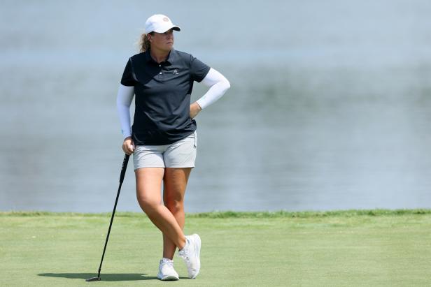 lauren-coughlin’s-new-full-time-caddie,-her-husband,-is-paying-dividends