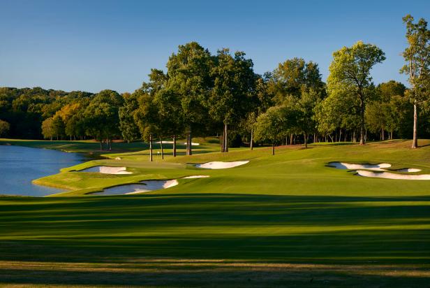 why-quail-hollow’s-14th-hole-stands-out-amongst-other-drivable-par-4s-on-the-pga-tour